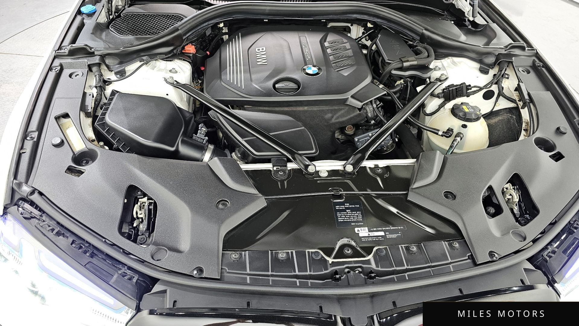 BMW 5 Series (G30) 2018 — миниатюра 6