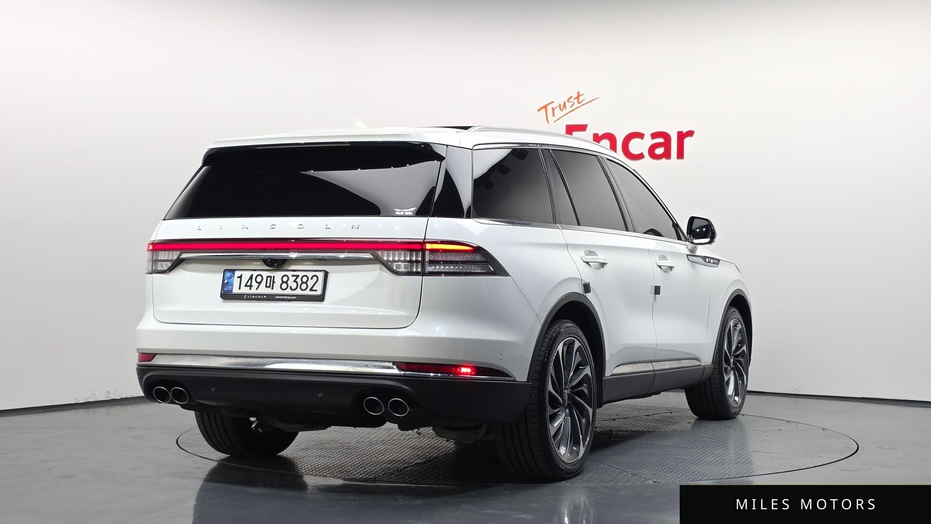 Lincoln Aviator 2021 — миниатюра 2