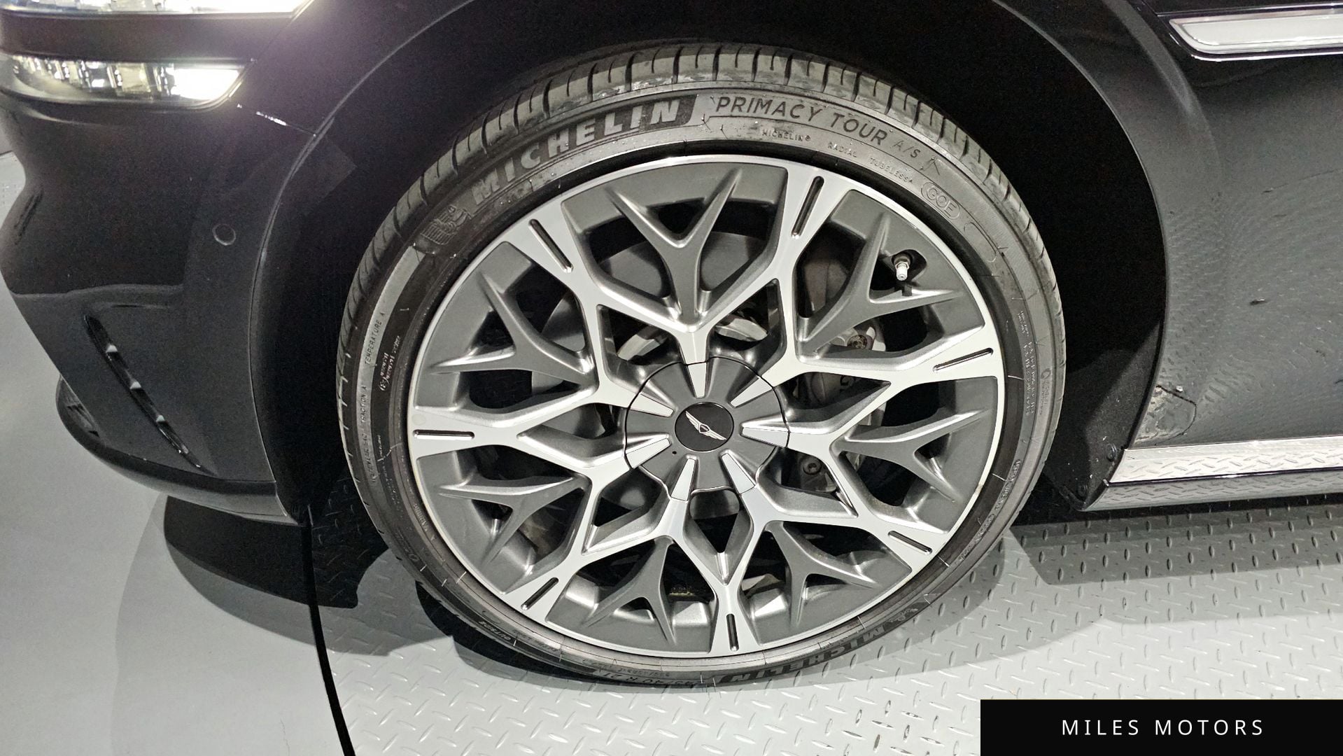 Genesis G90 (RS4) 2022 — миниатюра 5