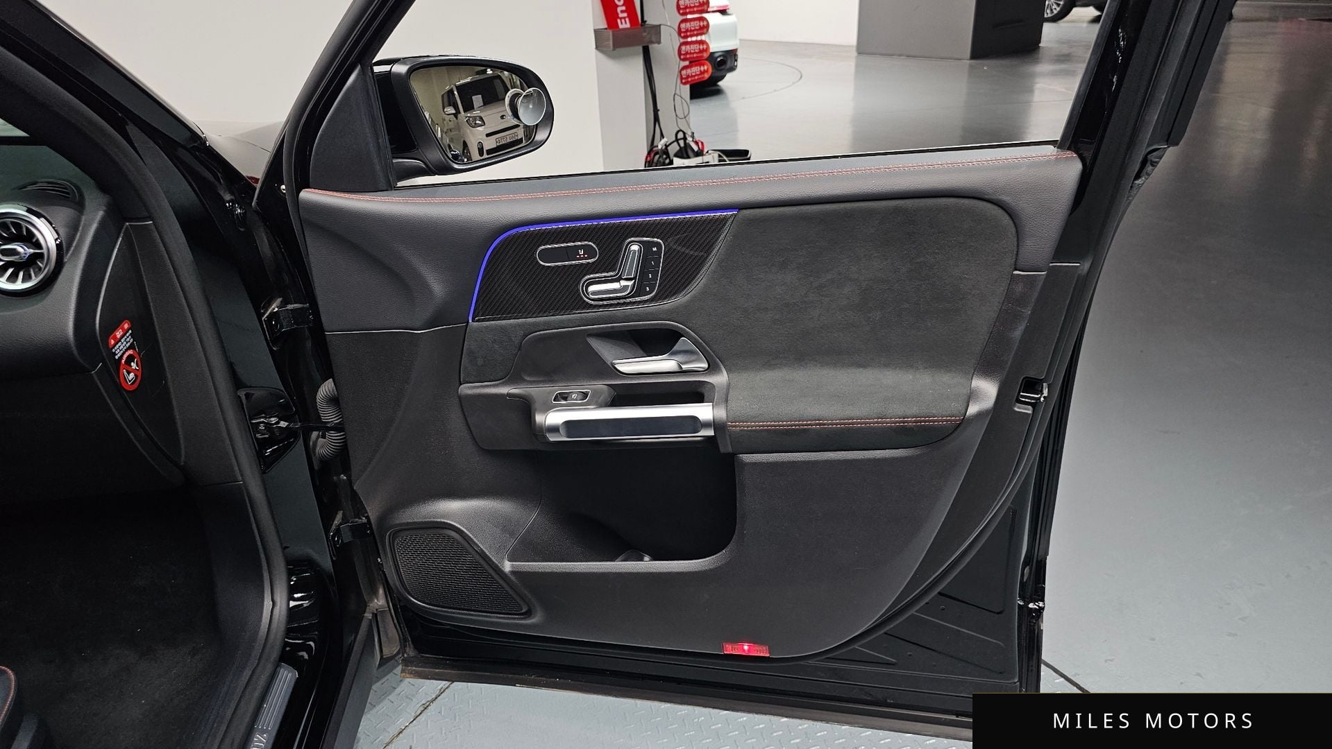 Mercedes-Benz GLB-Class X247 2020 — миниатюра 13