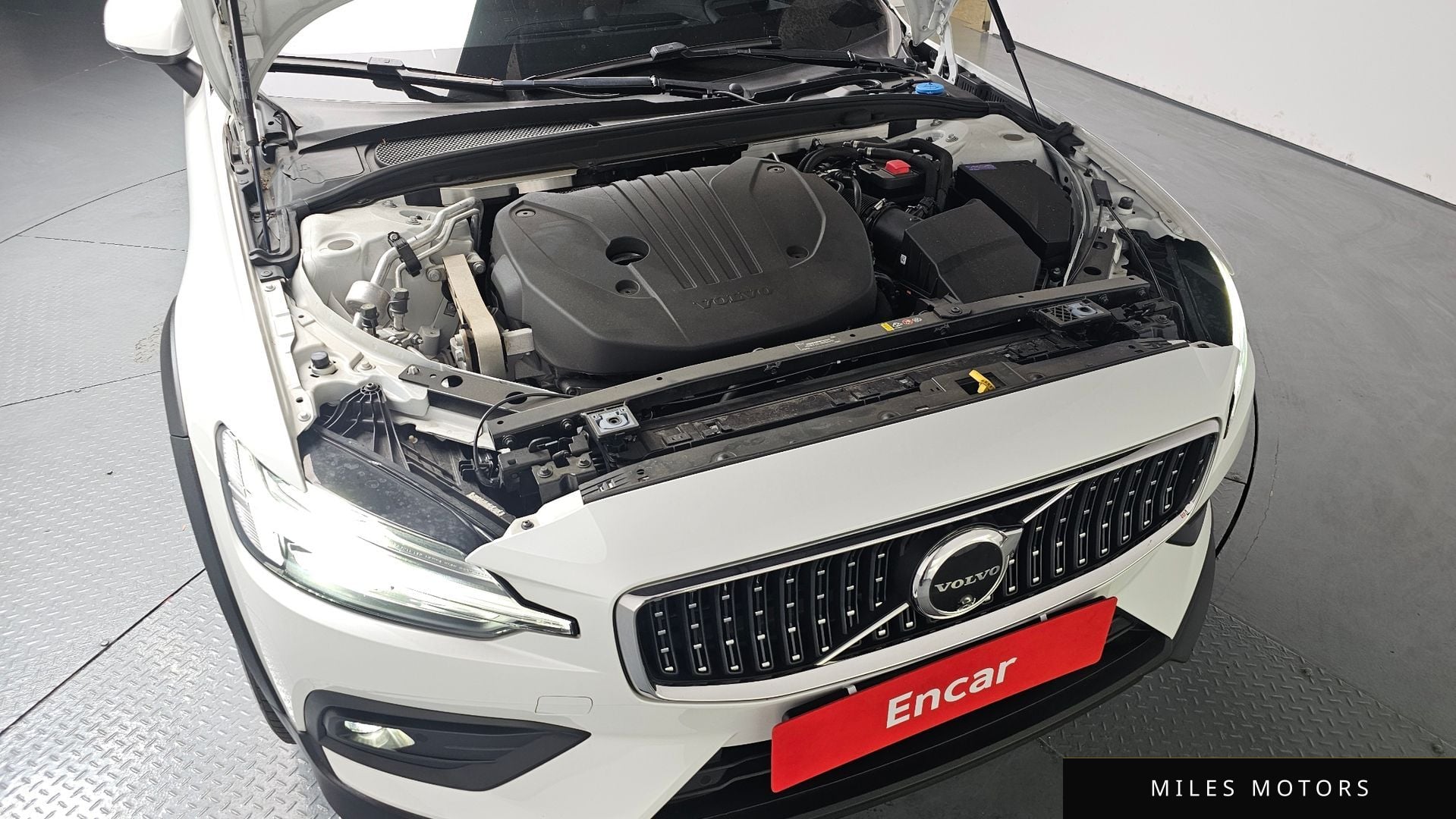 Volvo V60 2024 — миниатюра 5