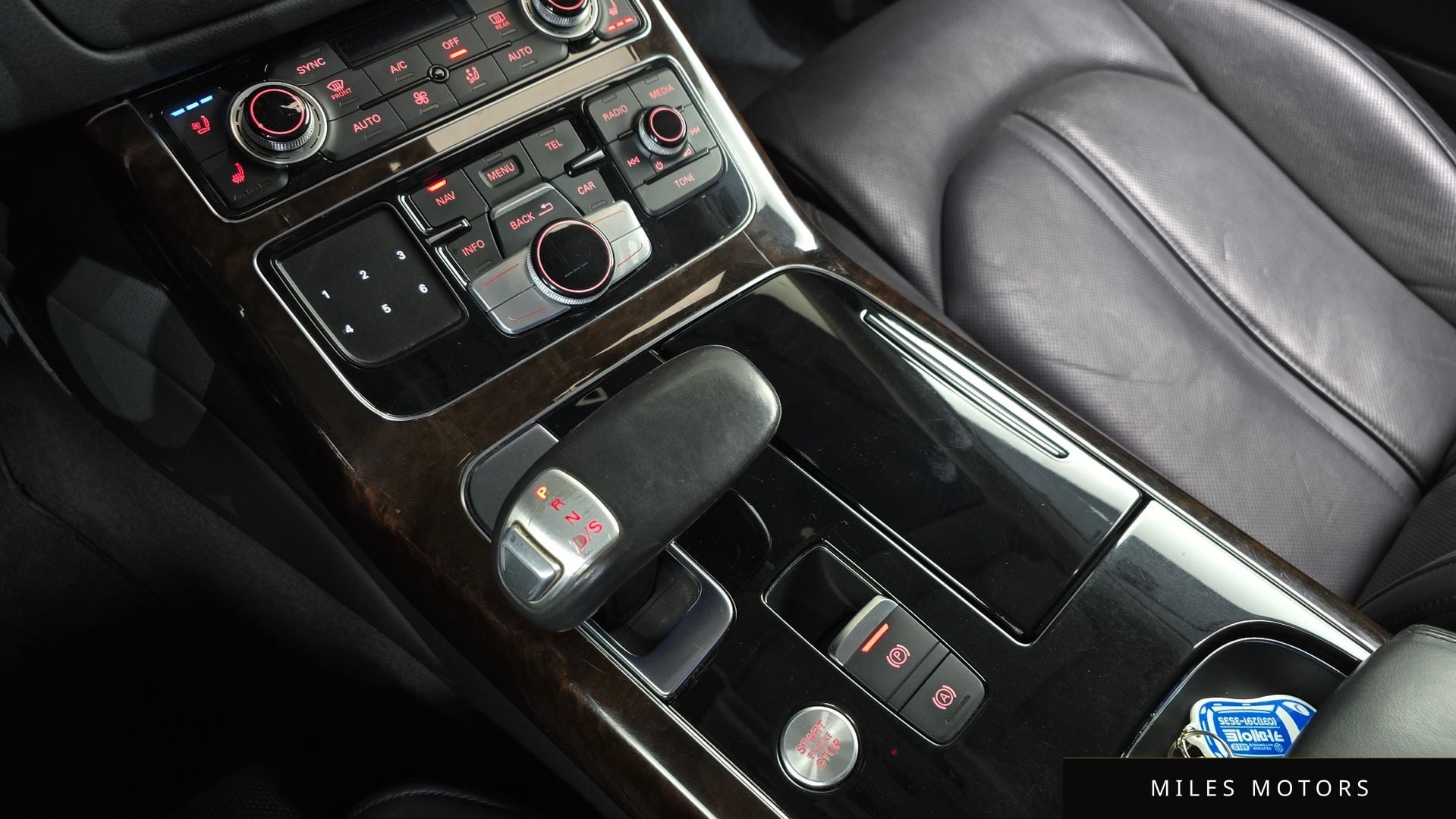 Audi A8 2015 — миниатюра 9
