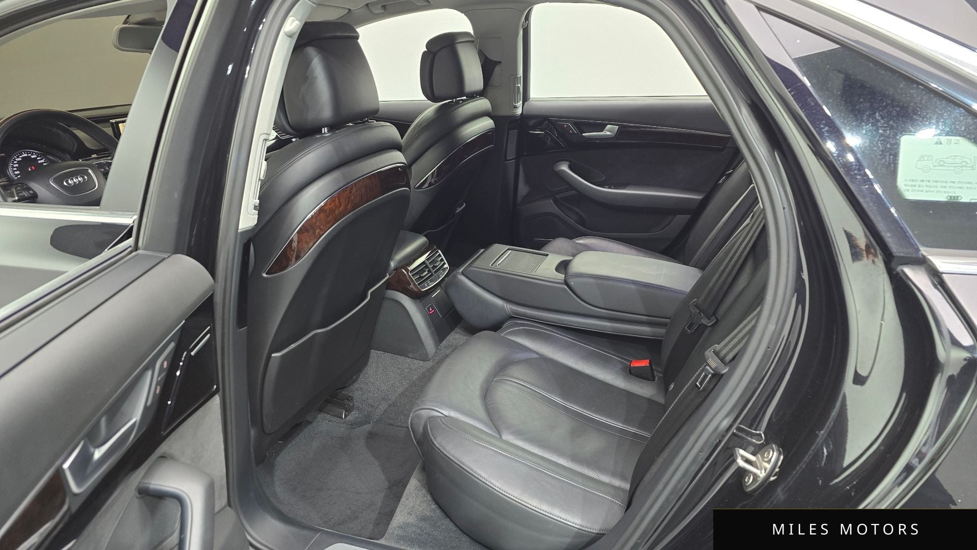 Audi A8 2015 — миниатюра 11