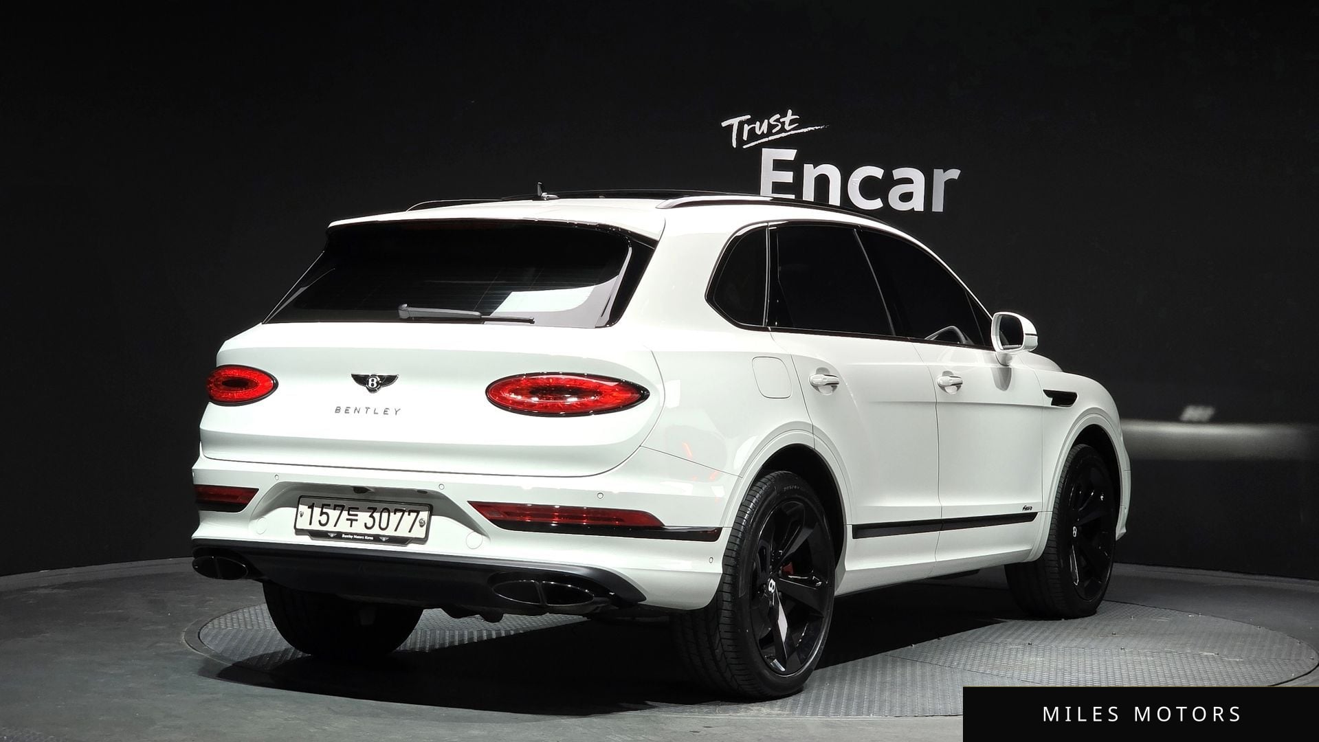 Bentley 벤테이가 2023 — миниатюра 2