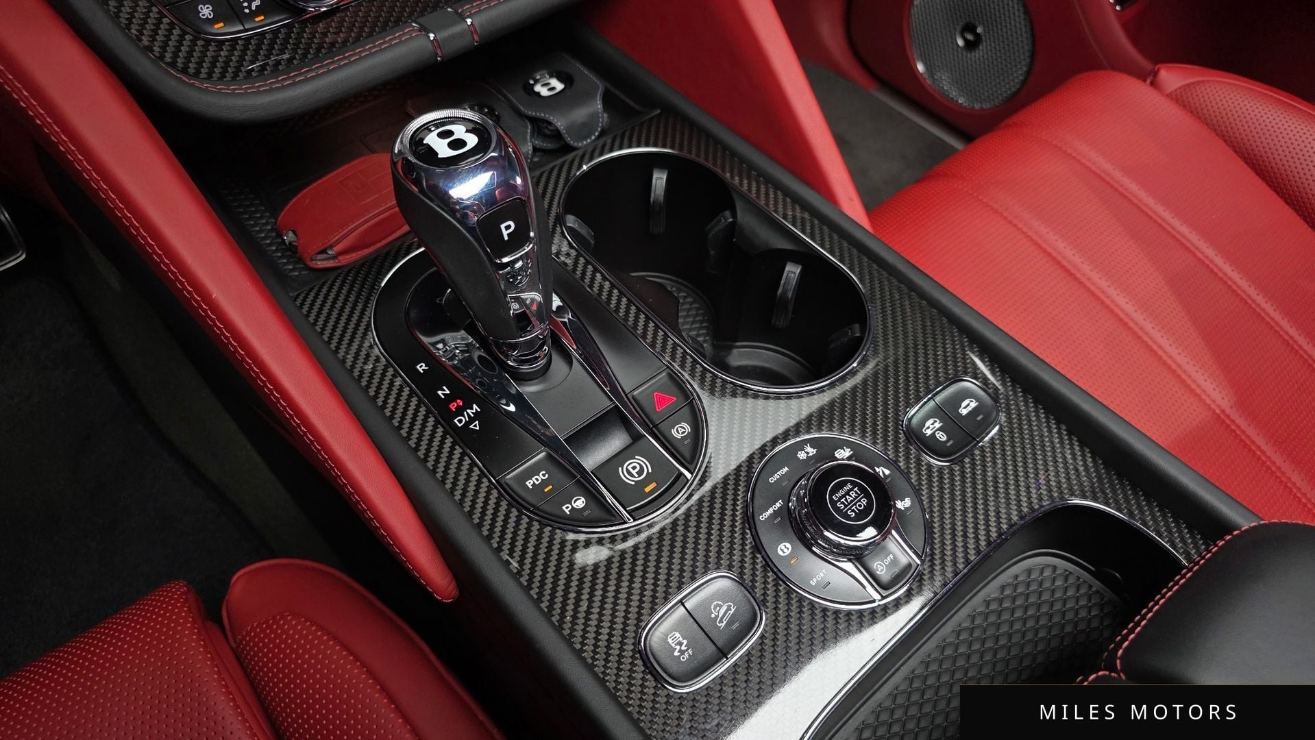 Bentley 벤테이가 2023 — миниатюра 12