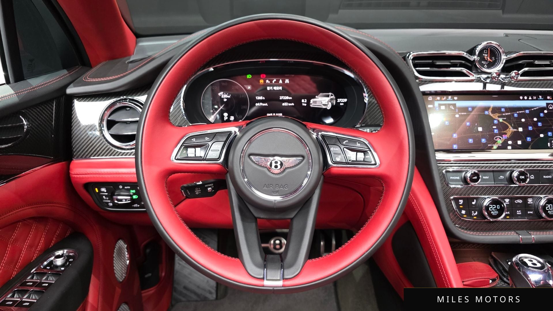 Bentley 벤테이가 2023 — миниатюра 18