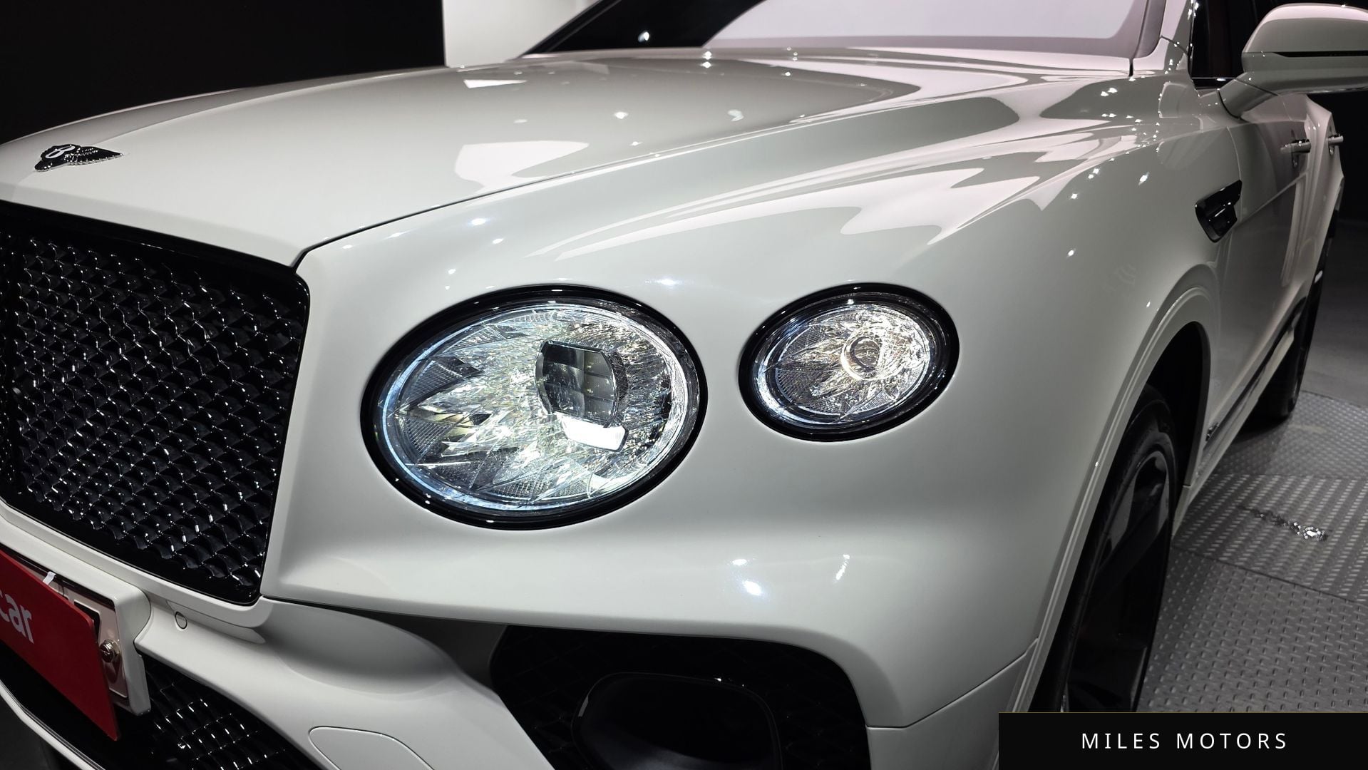 Bentley 벤테이가 2023 — миниатюра 8