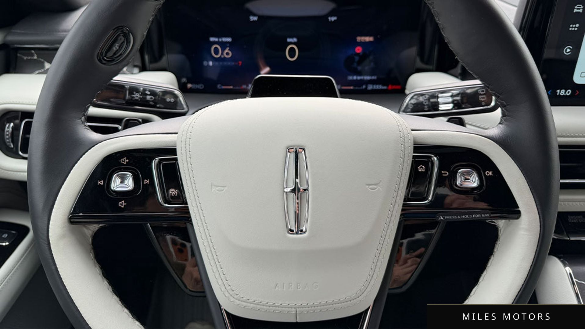 Lincoln Aviator 2025 — миниатюра 5