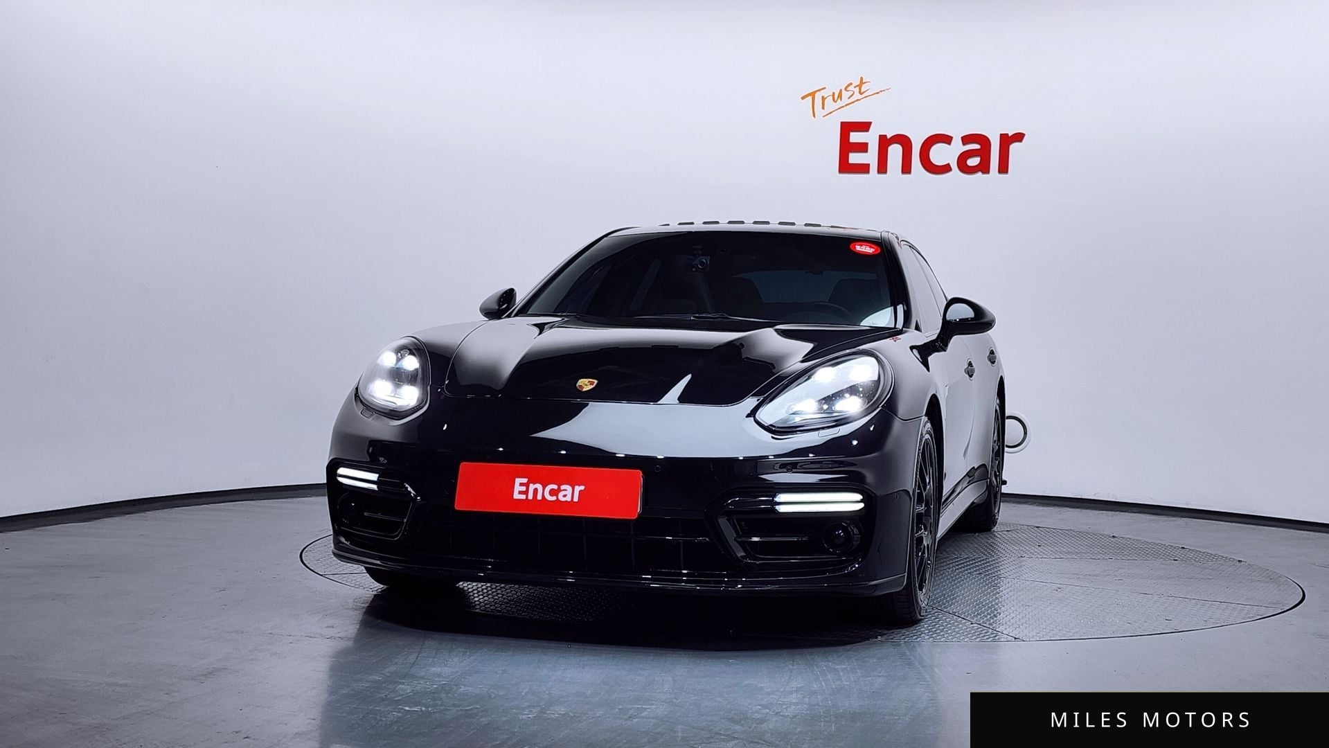 Porsche Panamera 2010 — миниатюра 3
