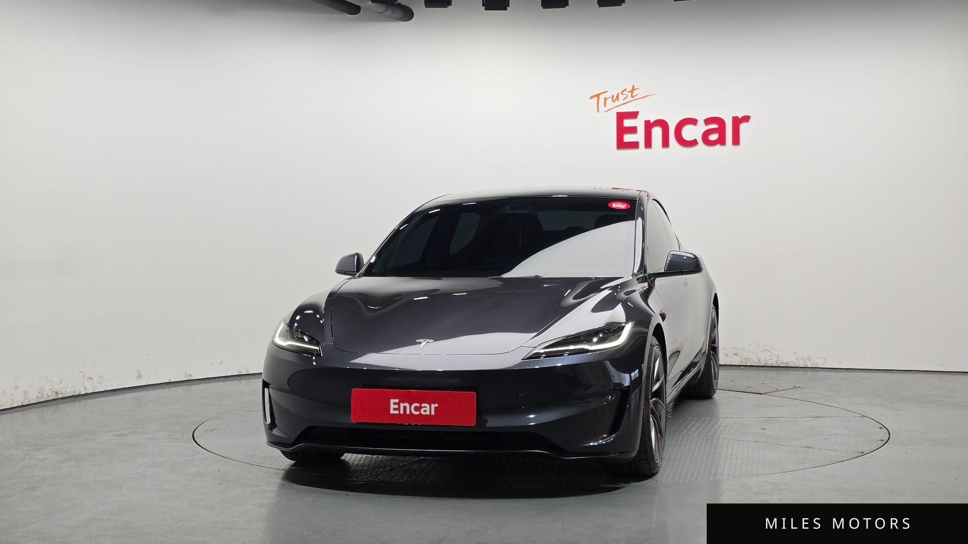 Tesla Model 3 2025 — миниатюра 3