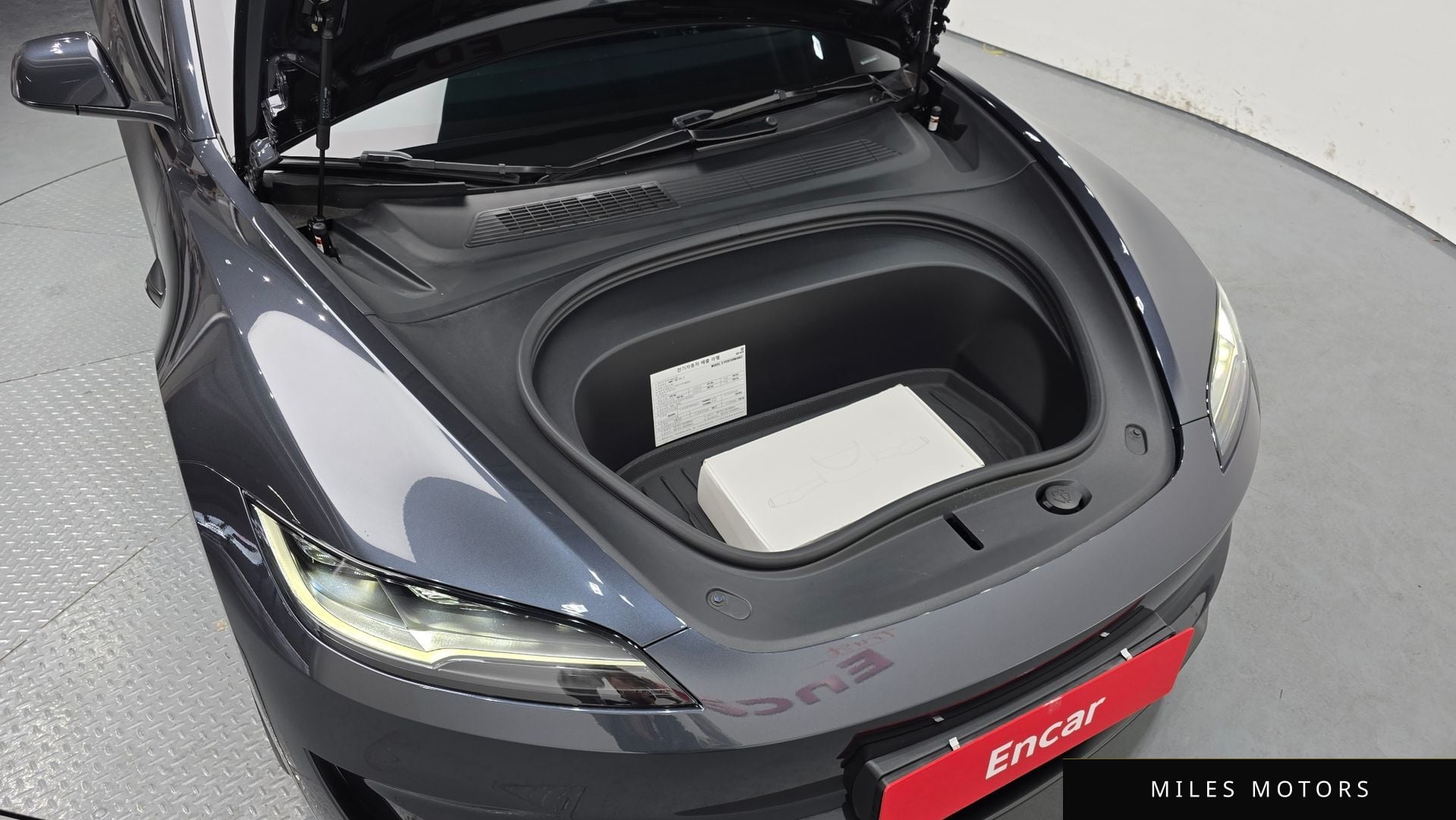 Tesla Model 3 2025 — миниатюра 6