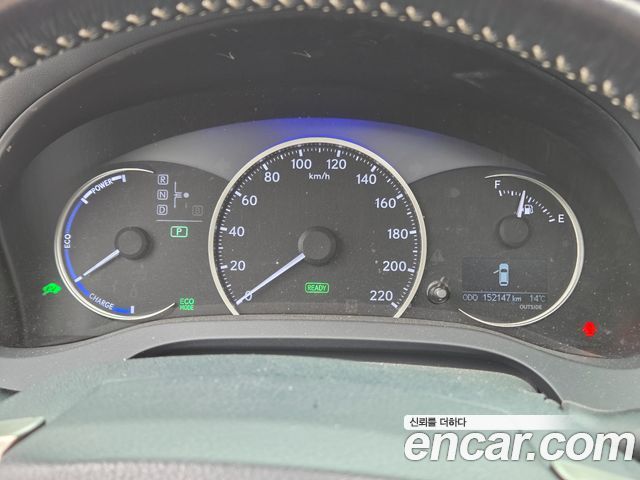 Лексус CT200h 2015 — миниатюра 10