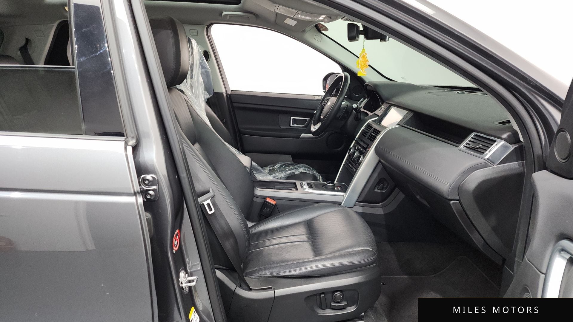 Land Rover Discovery Sport 2018 — миниатюра 17