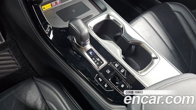 Лексус NX450h+ 2022 — миниатюра 12