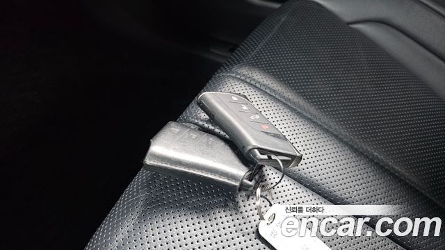 Лексус NX450h+ 2022 — миниатюра 22