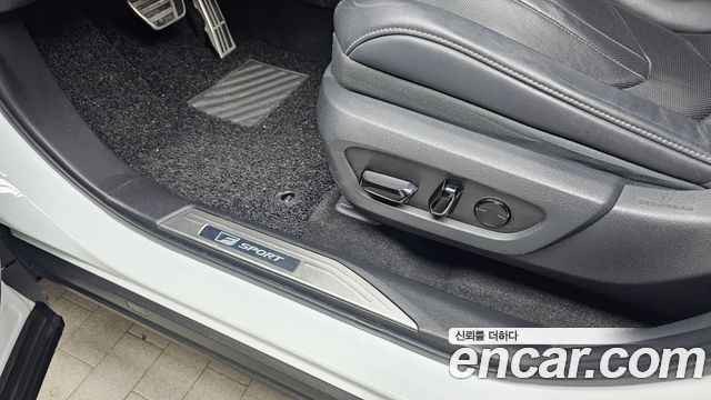 Лексус NX450h+ 2022 — миниатюра 31
