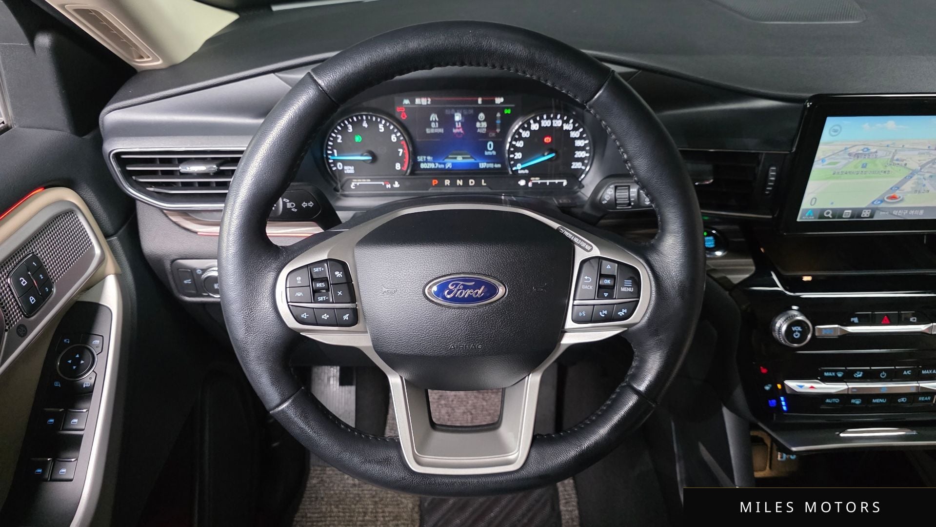 Ford Explorer 2021 — миниатюра 12