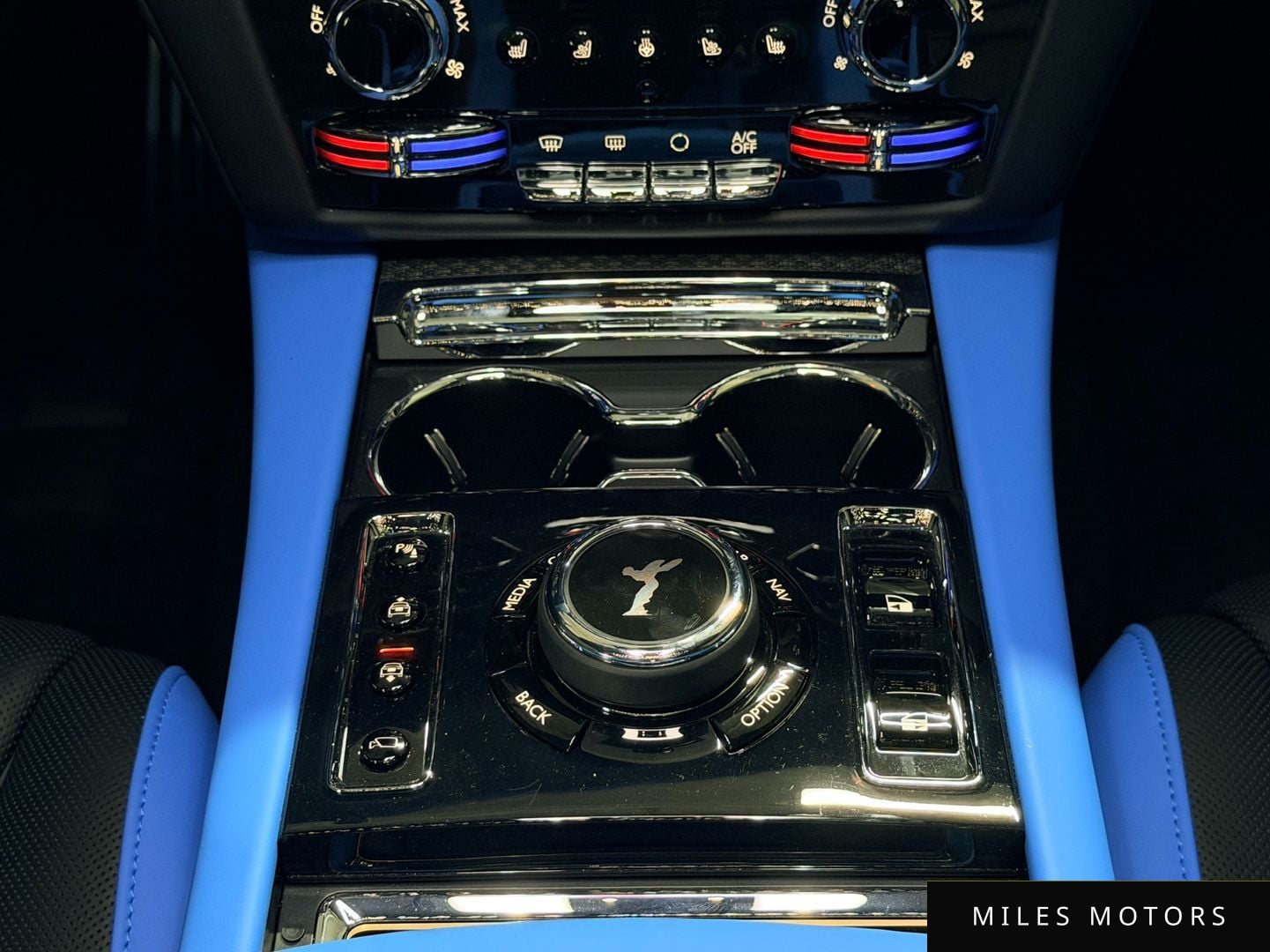 Rolls-Royce Ghost 2024 — миниатюра 9