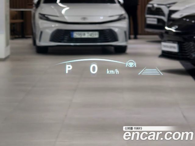 Лексус RX500h 2024 — миниатюра 17