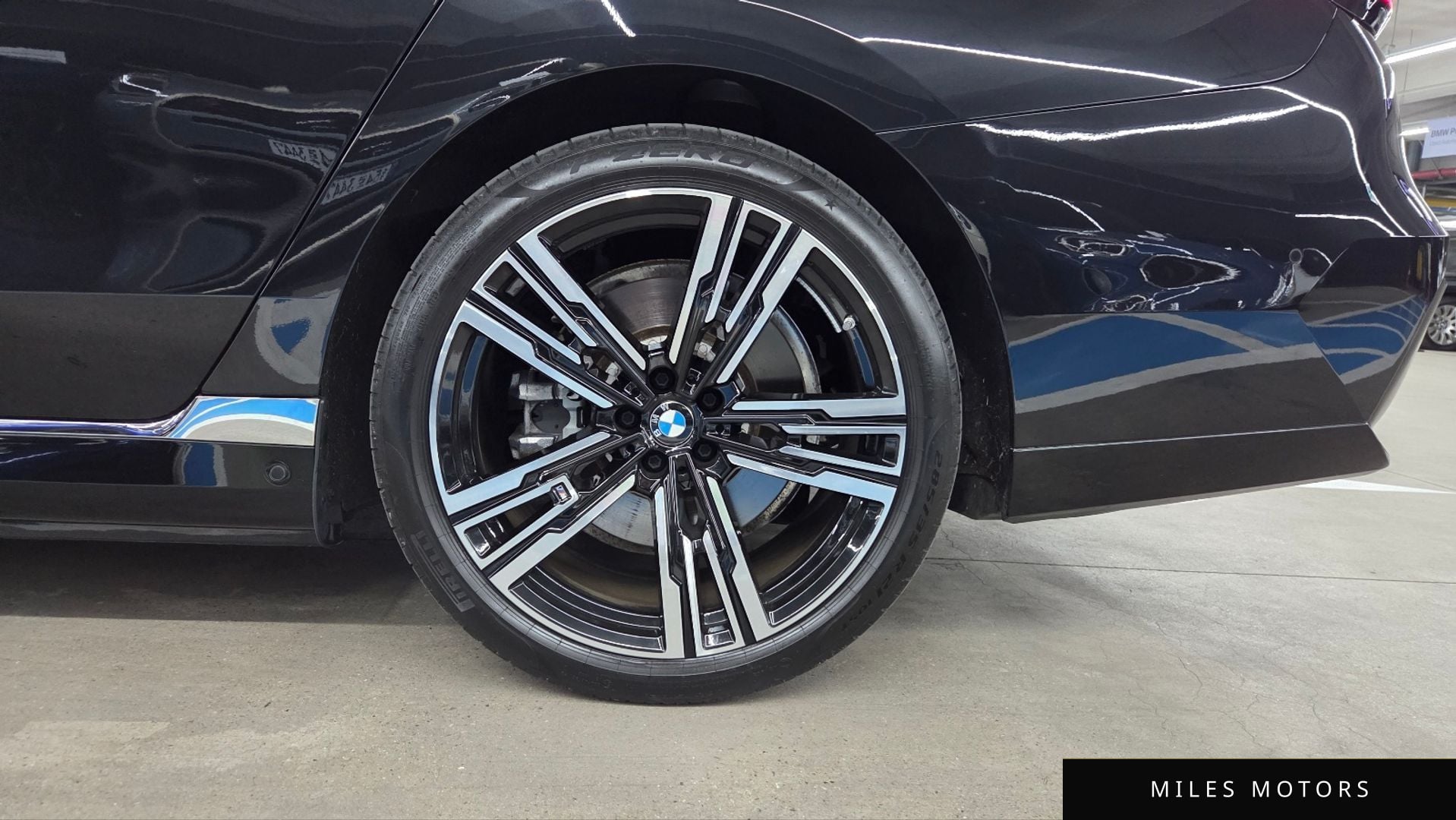 BMW i7 (G70) 2023 — миниатюра 5
