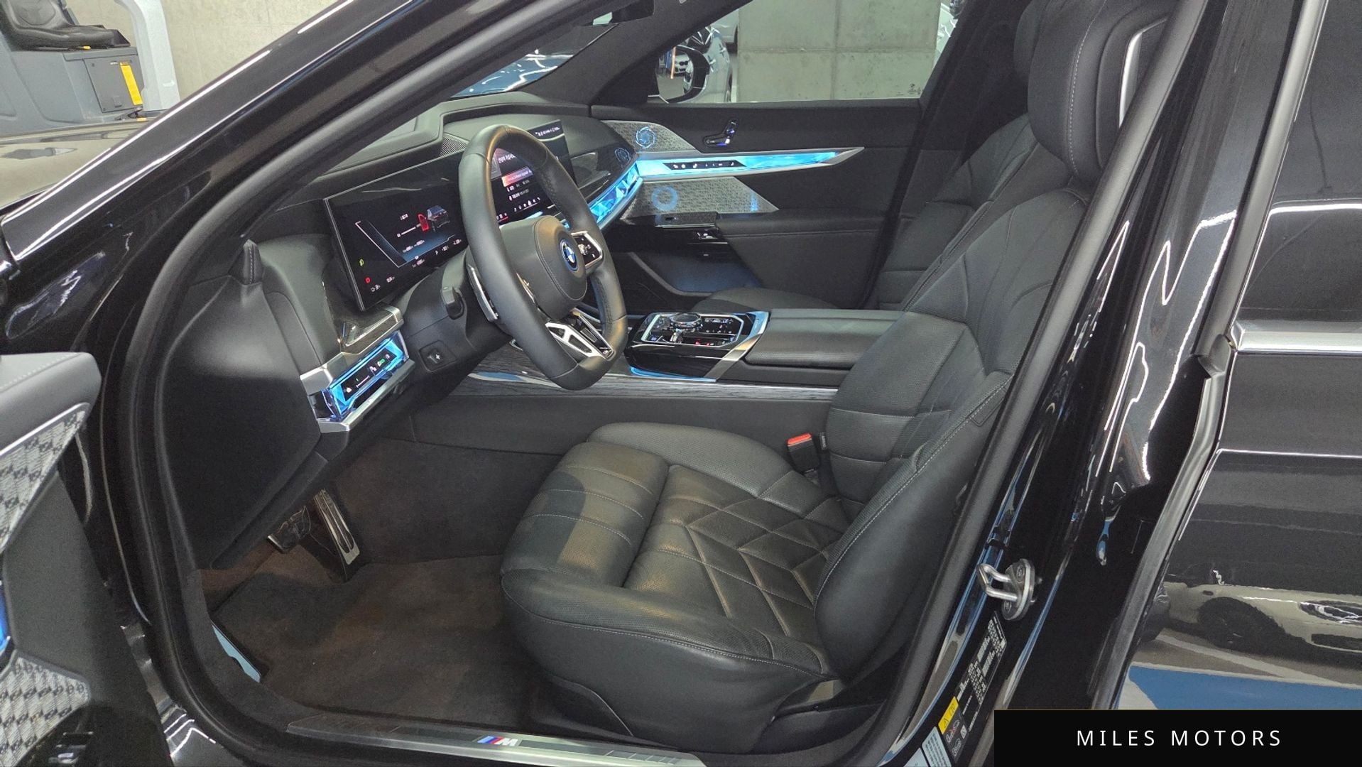 BMW i7 (G70) 2023 — миниатюра 10
