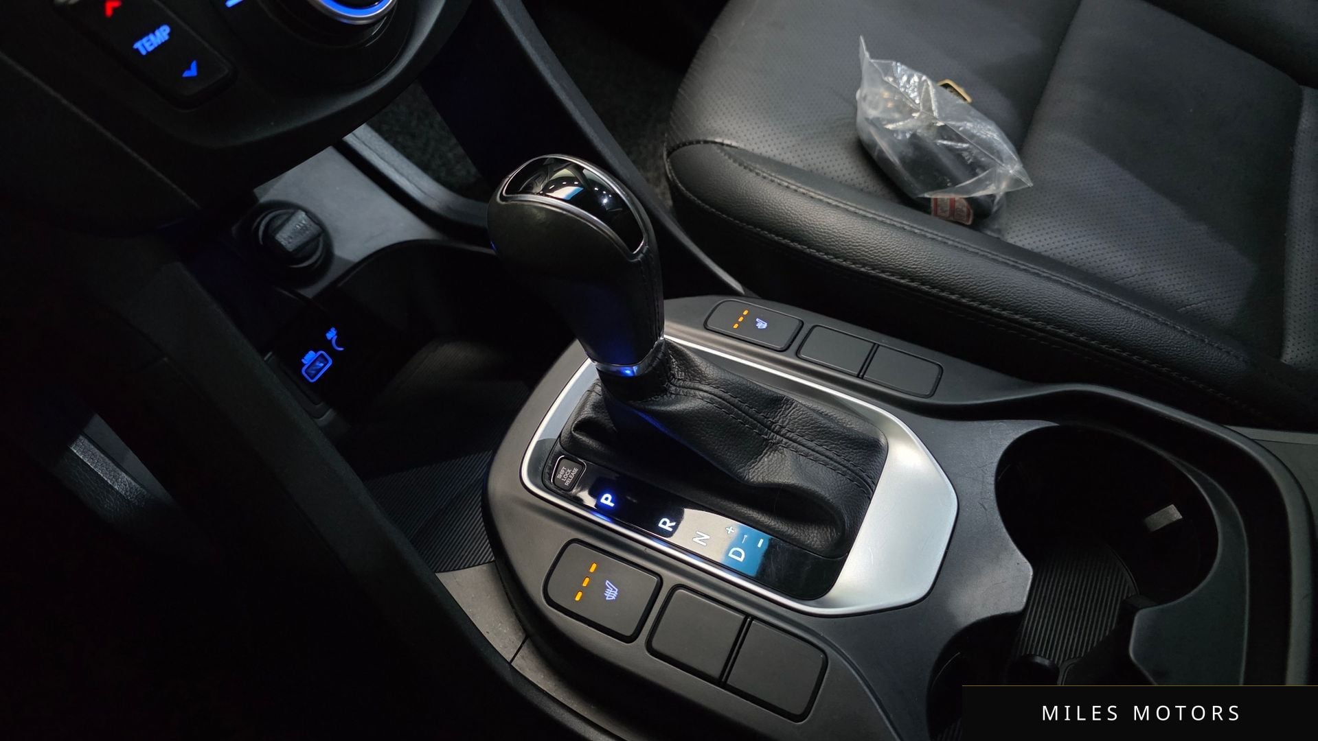 Hyundai Santafe 2016 — миниатюра 12
