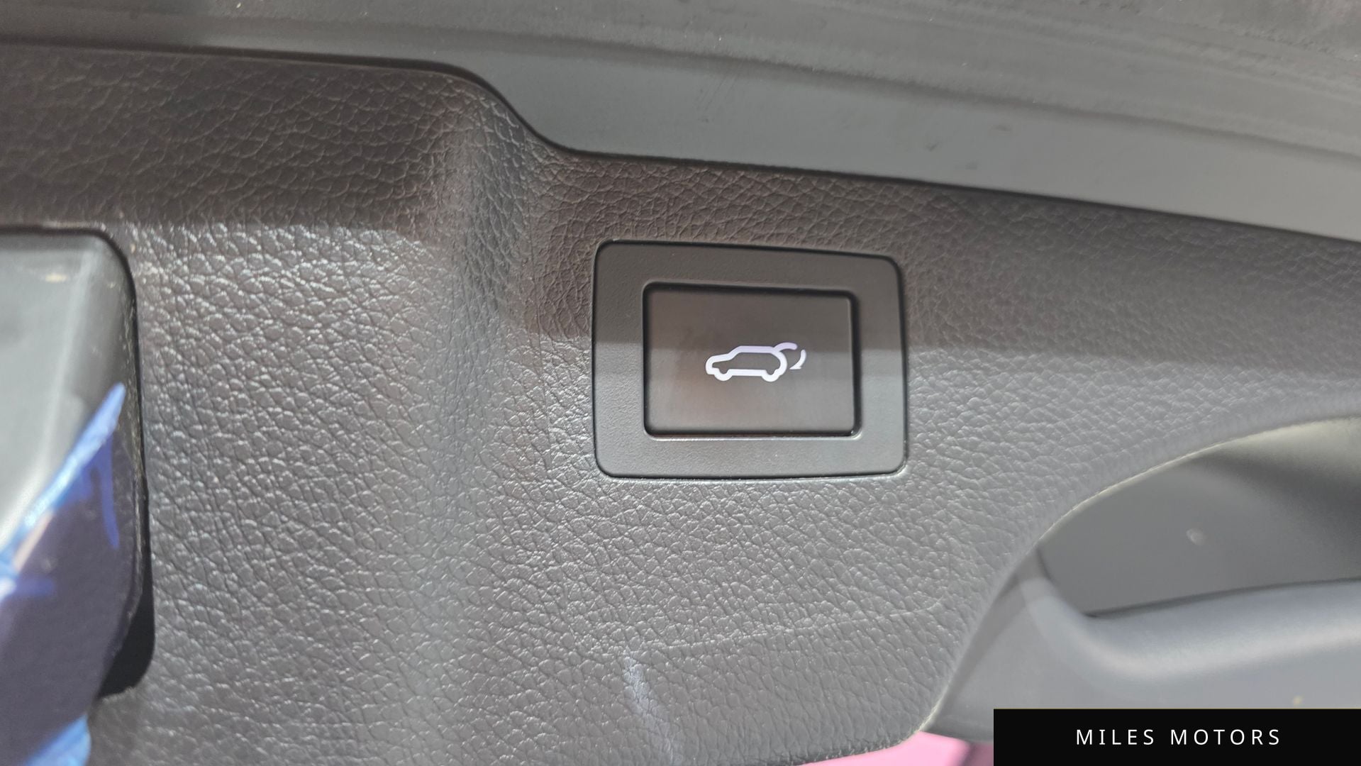 Hyundai Santafe 2017 — миниатюра 31
