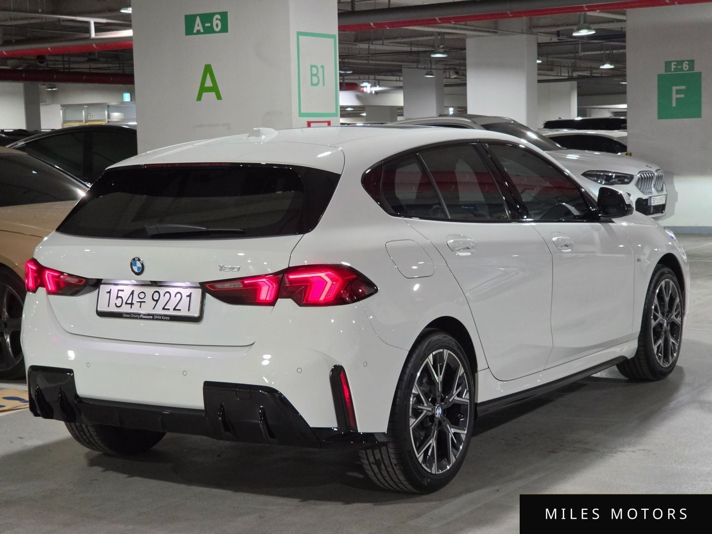 BMW 1 Series (F70) 2025 — миниатюра 2