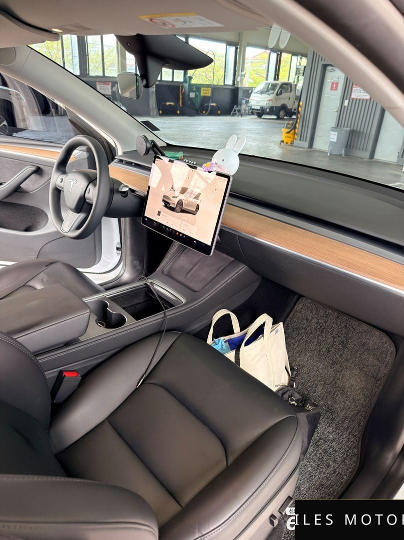 Tesla 모델 Y 2024 — миниатюра 11
