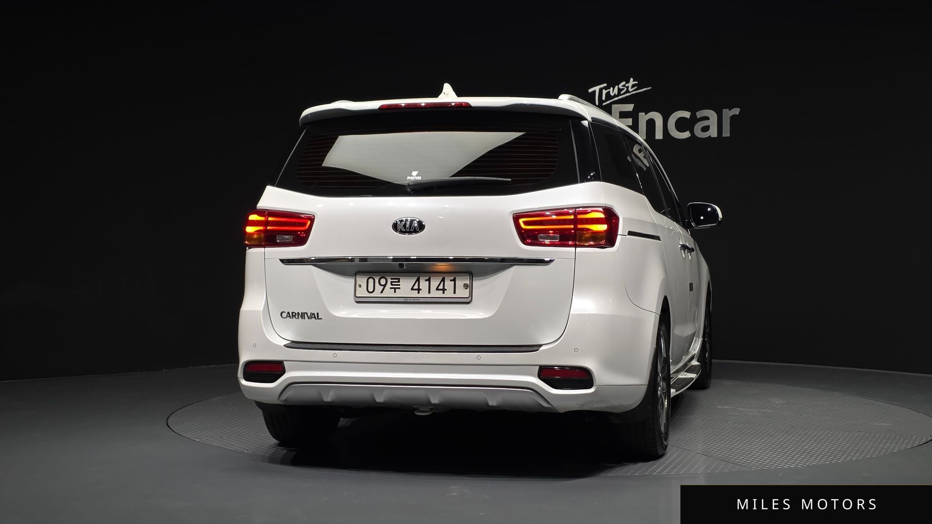 Kia Canival 2019 — миниатюра 4