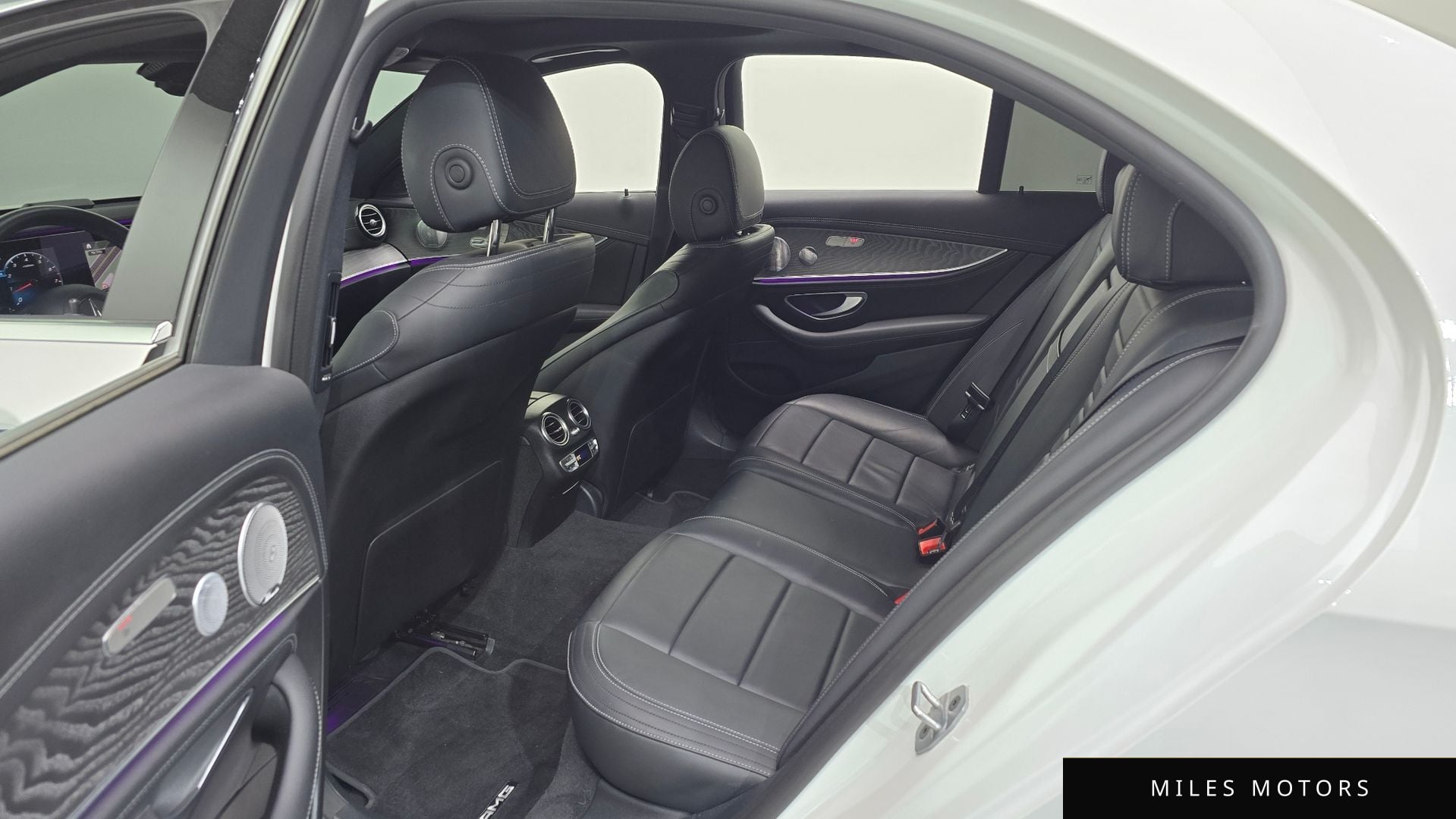Mercedes-Benz E-Class W213 2021 — миниатюра 11