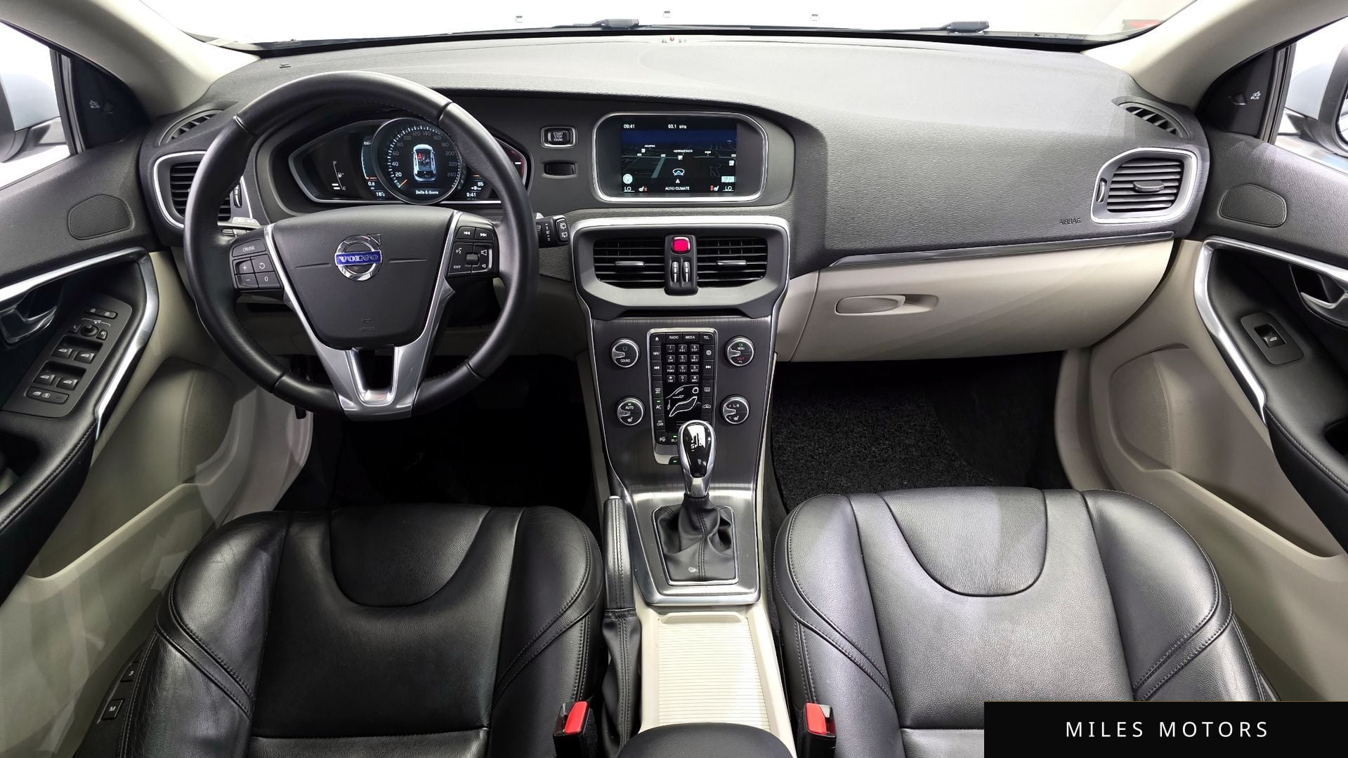 Volvo V40 2016 — миниатюра 7