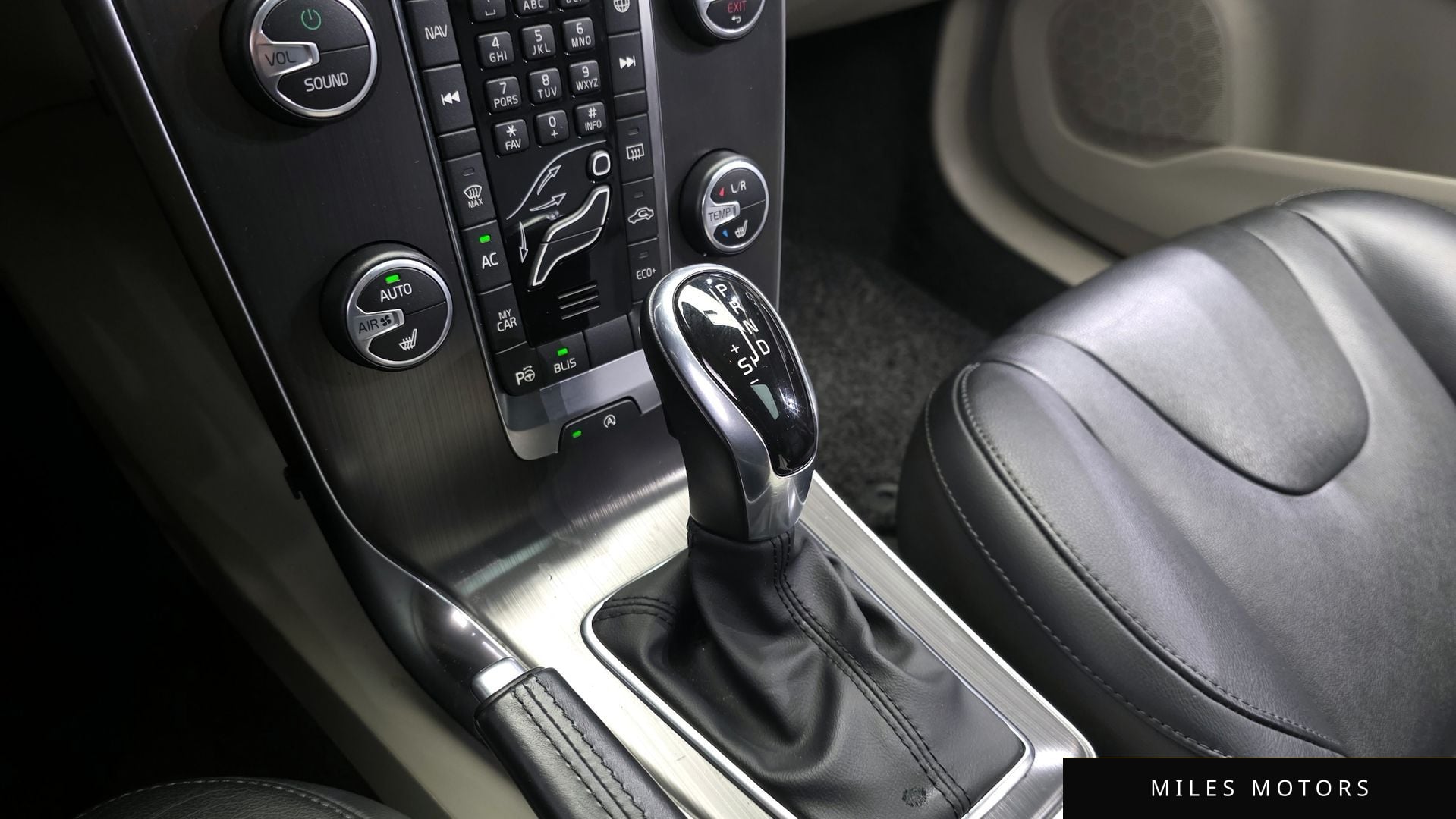 Volvo V40 2016 — миниатюра 9