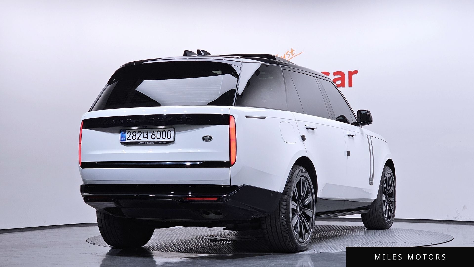 Land Rover Range Rover 2023 — миниатюра 2