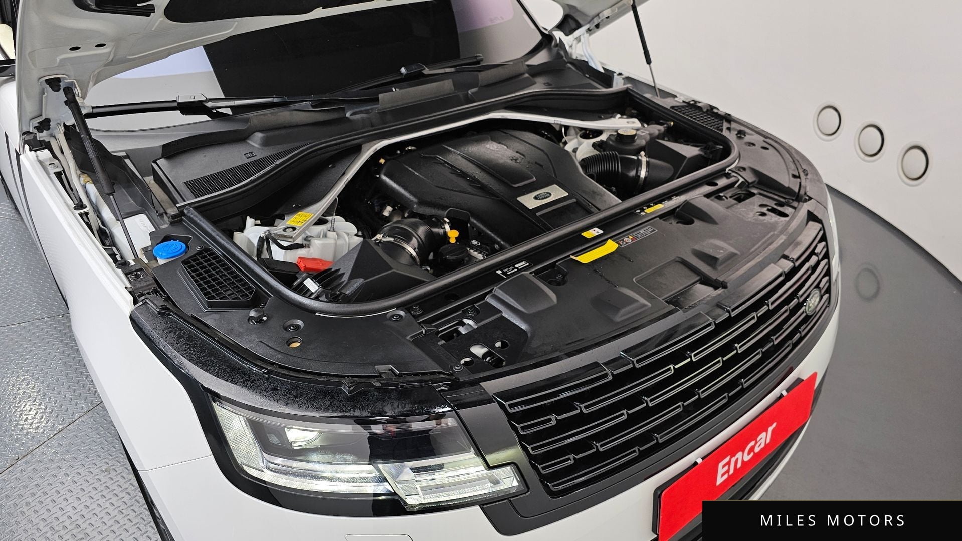 Land Rover Range Rover 2023 — миниатюра 6
