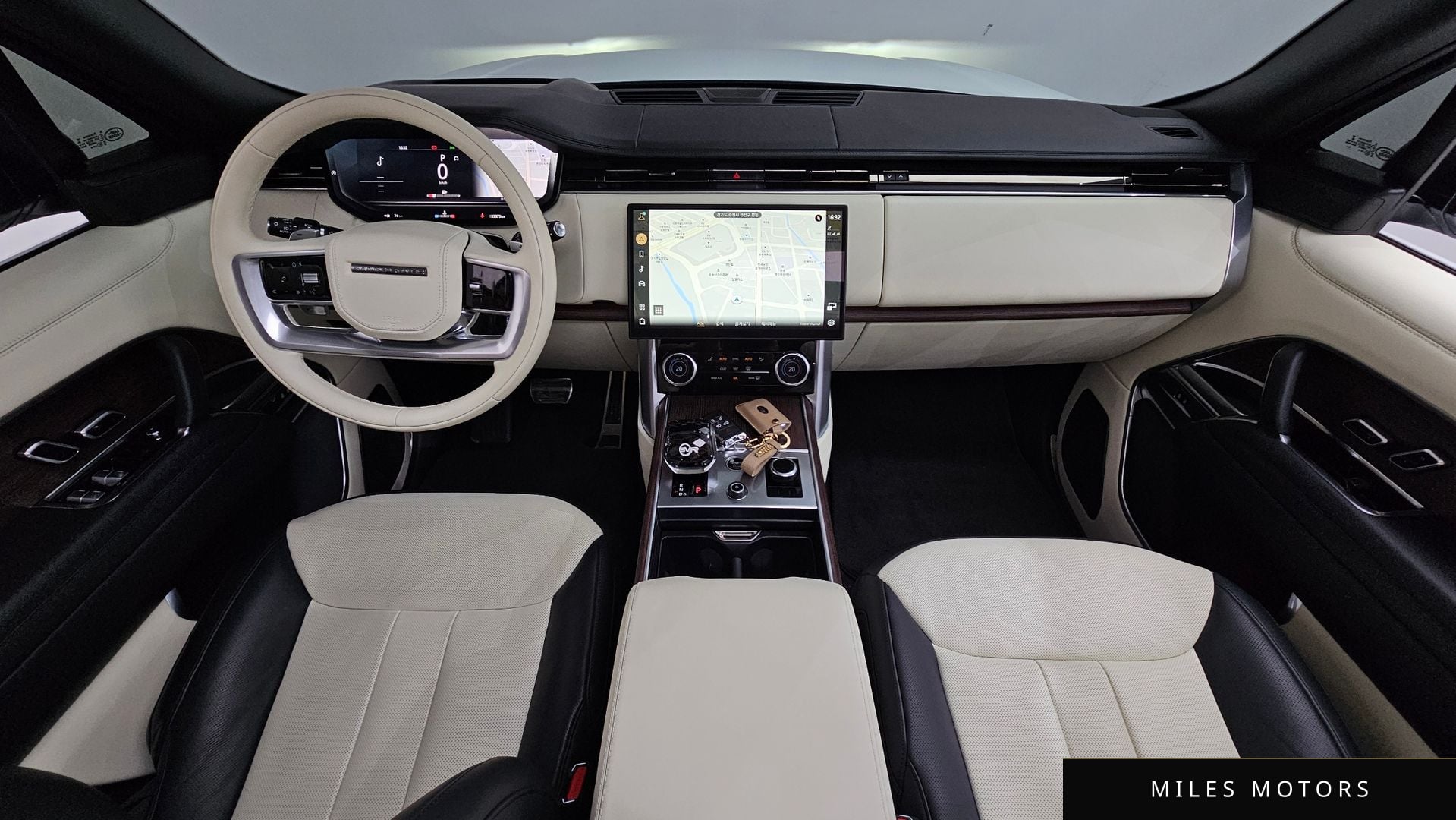 Land Rover Range Rover 2023 — миниатюра 10