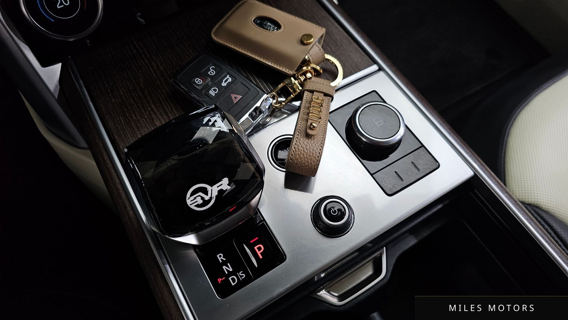 Land Rover Range Rover 2023 — миниатюра 12