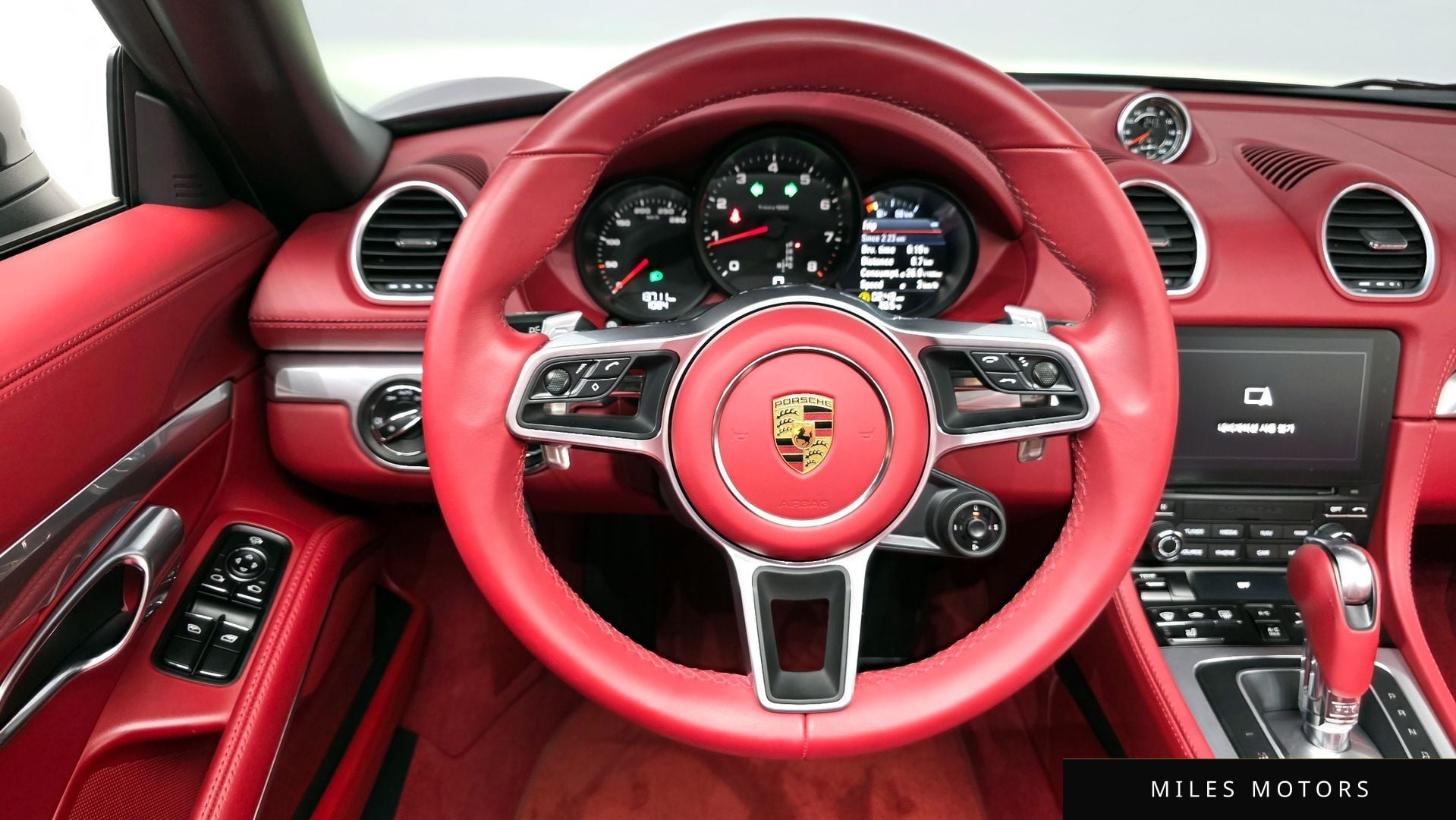Porsche 718 박스터 2022 — миниатюра 18