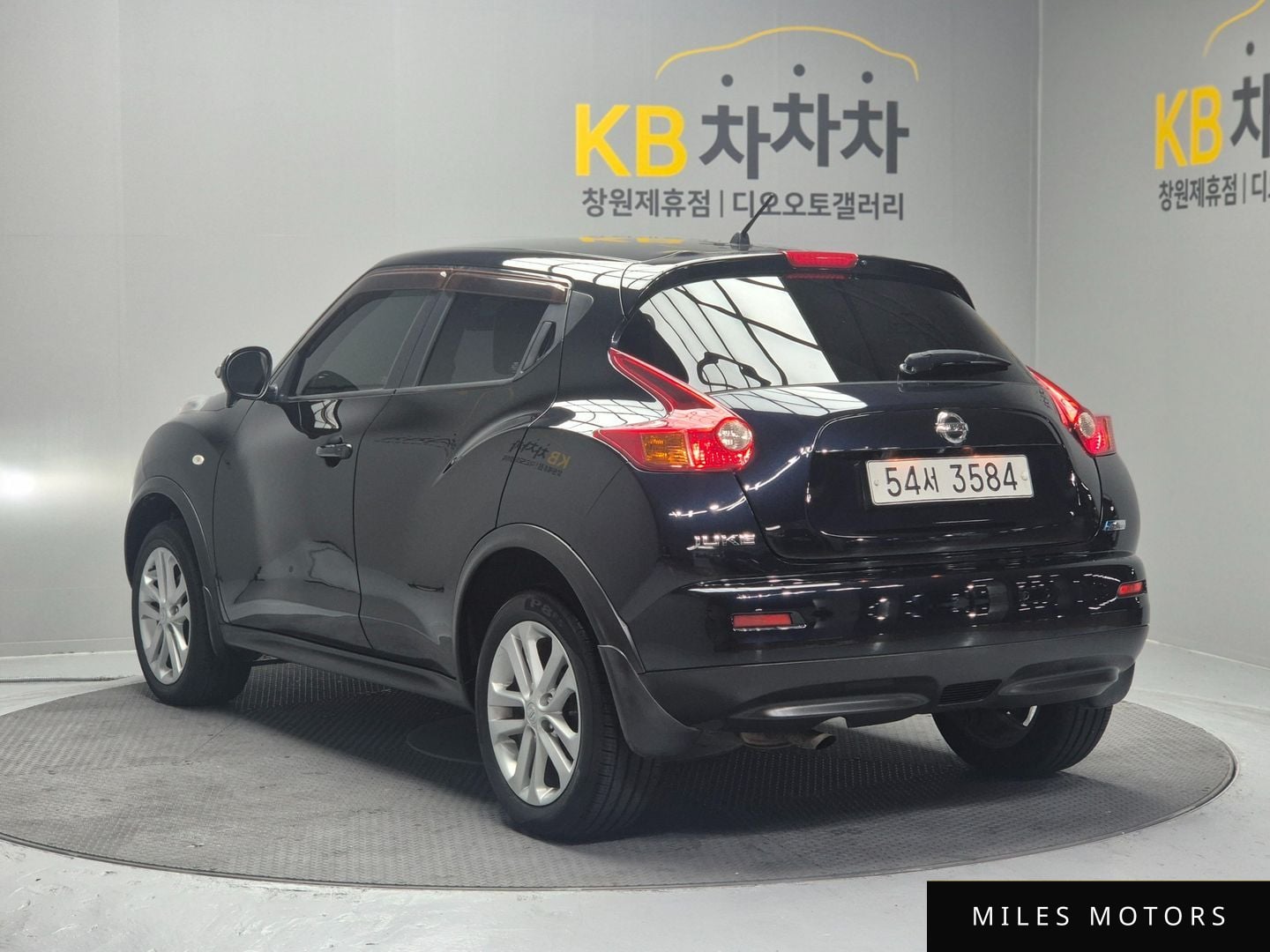 Nissan Juke 2010 — миниатюра 4