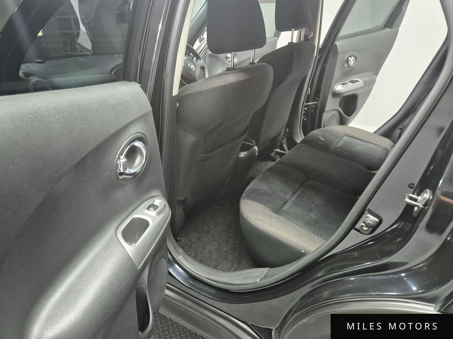Nissan Juke 2010 — миниатюра 9