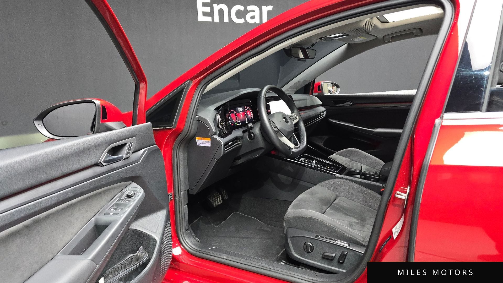 Volkswagen Golf 2023 — миниатюра 10