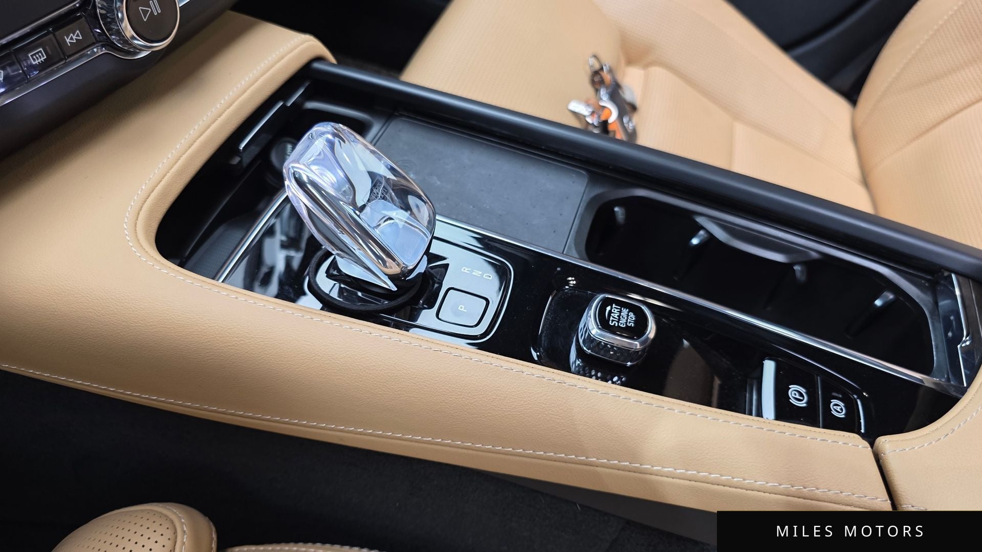 Volvo S90 2023 — миниатюра 12