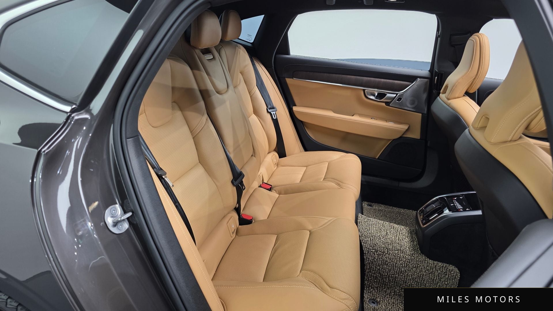 Volvo S90 2023 — миниатюра 16