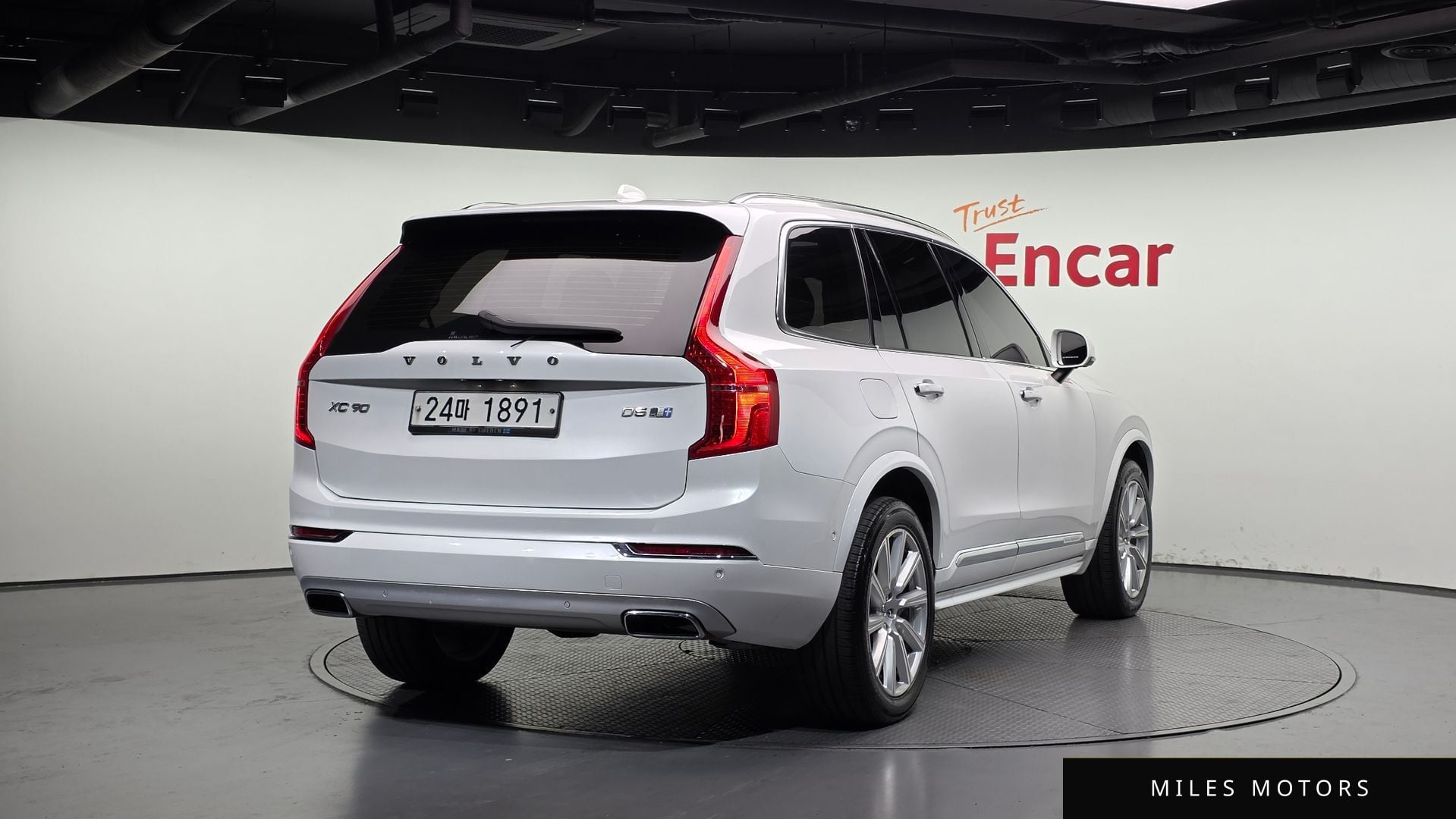 Volvo XC90 2019 — миниатюра 2