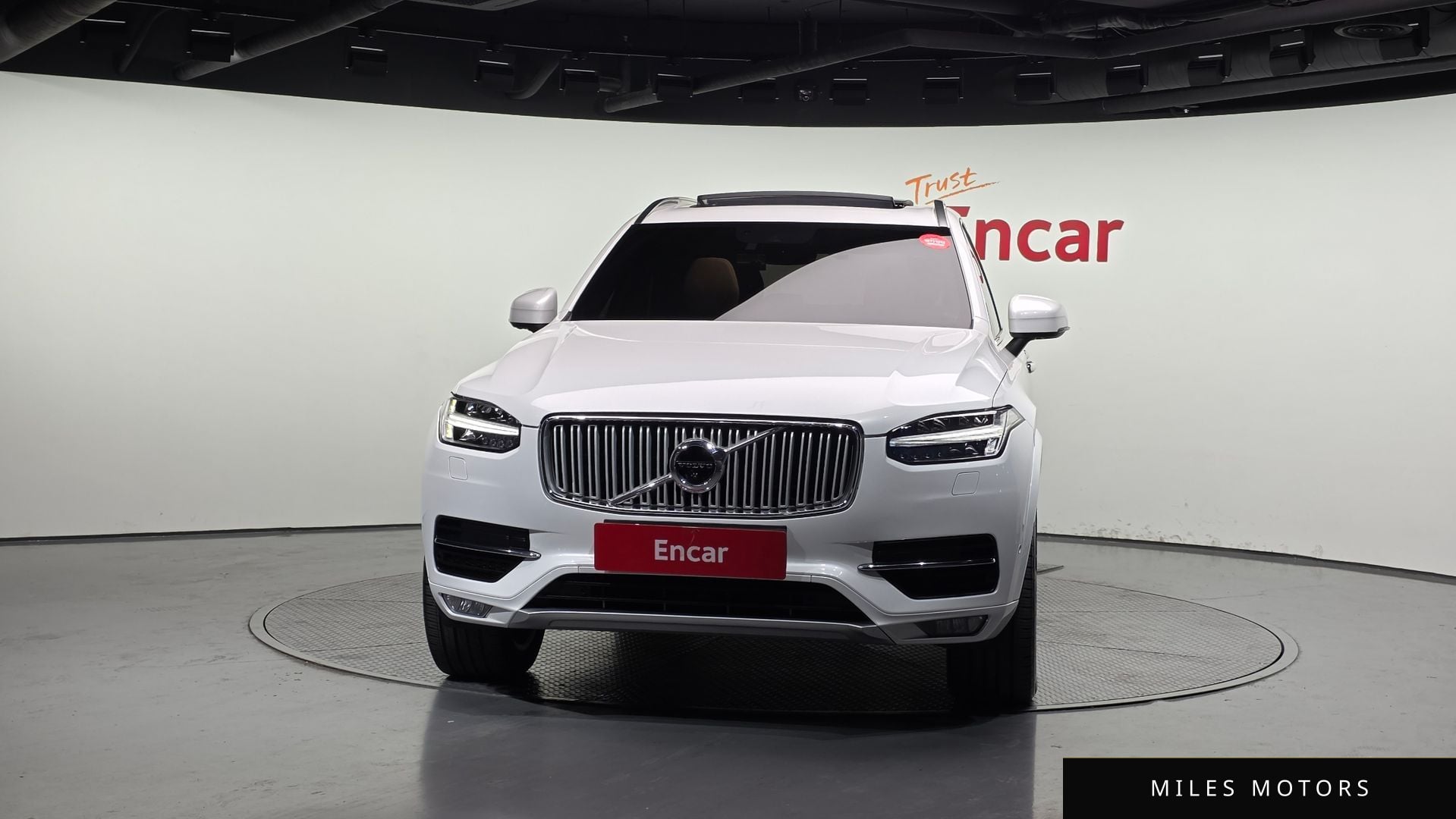 Volvo XC90 2019 — миниатюра 3