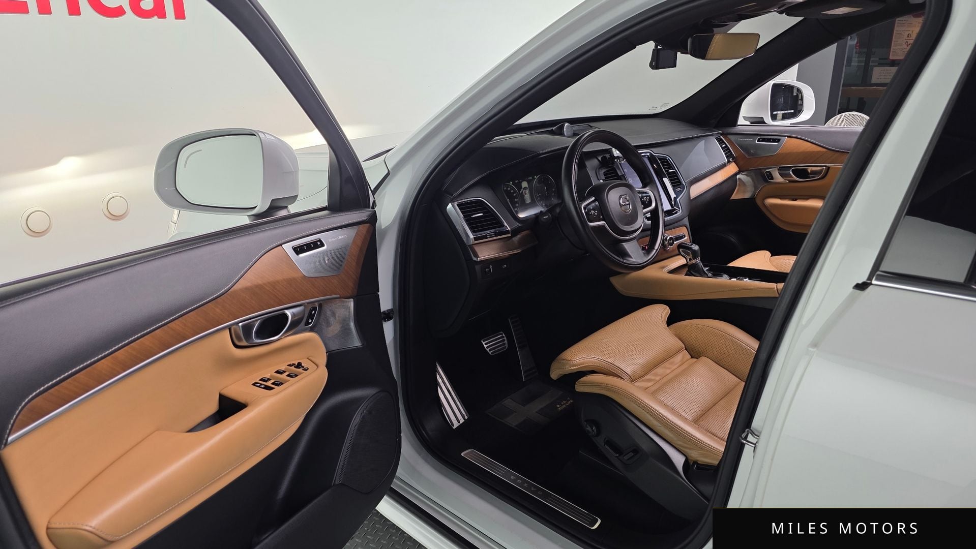Volvo XC90 2019 — миниатюра 13