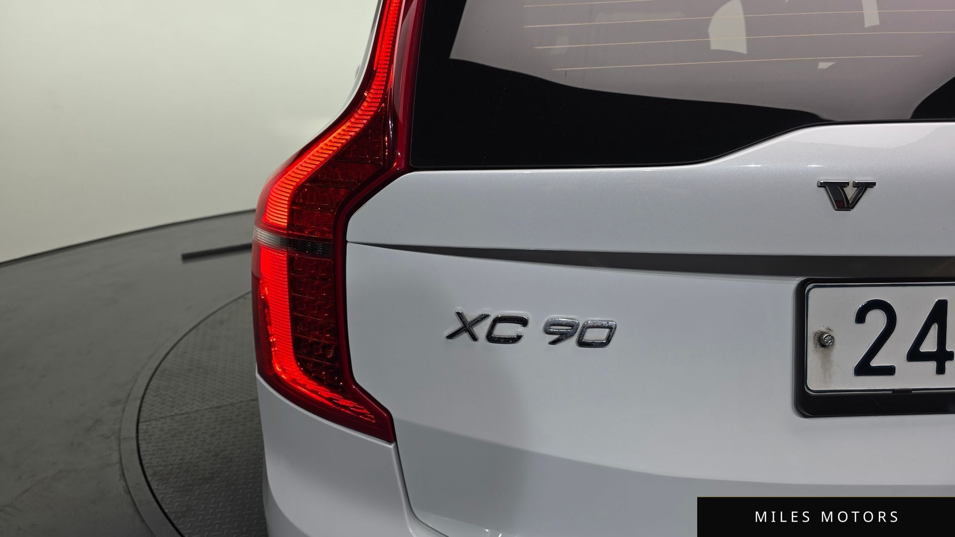 Volvo XC90 2019 — миниатюра 9