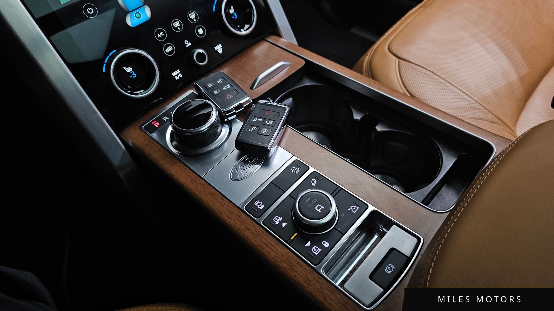 Land Rover Range Rover 2019 — миниатюра 12