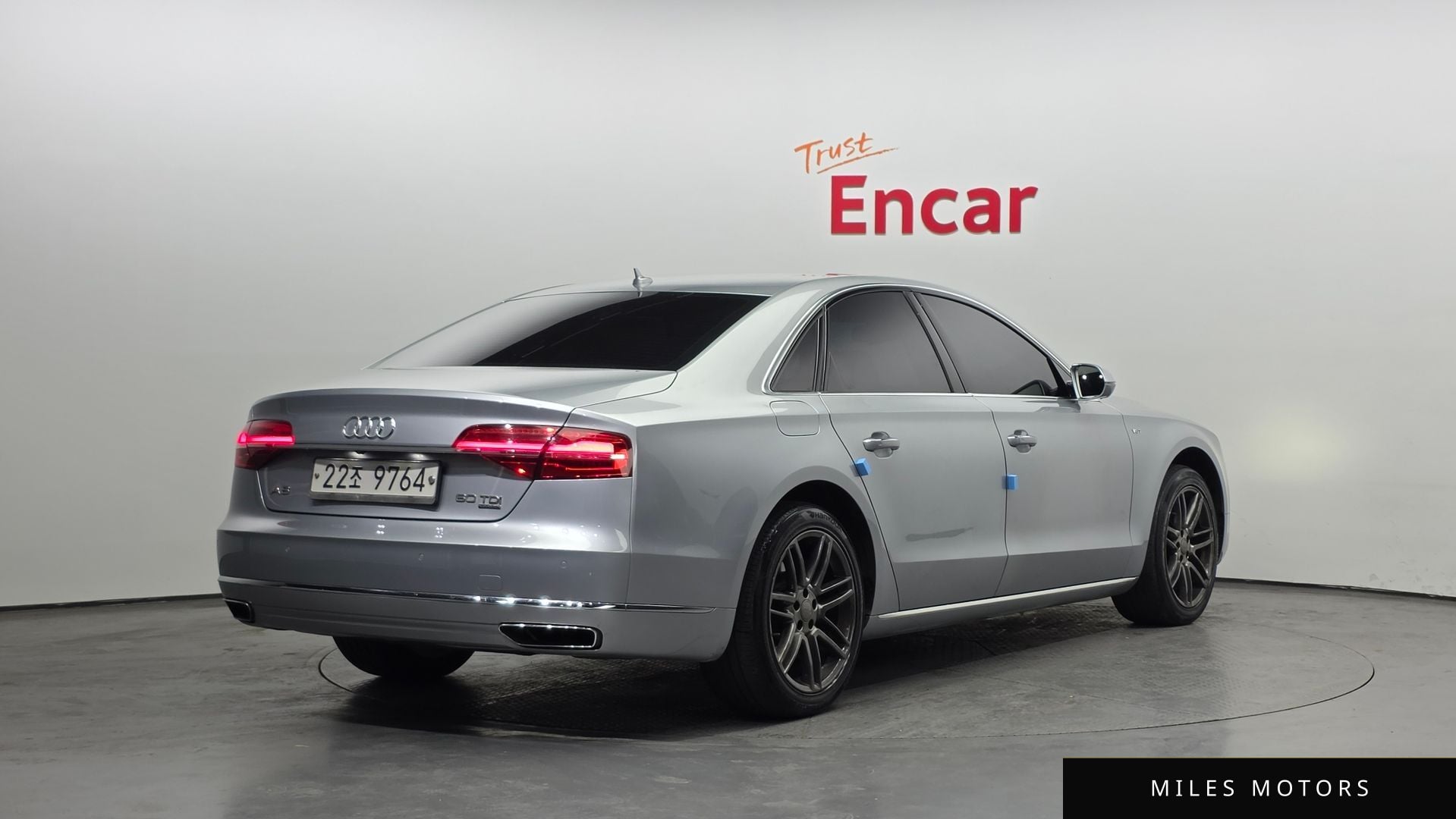 Audi A8 2015 — миниатюра 2