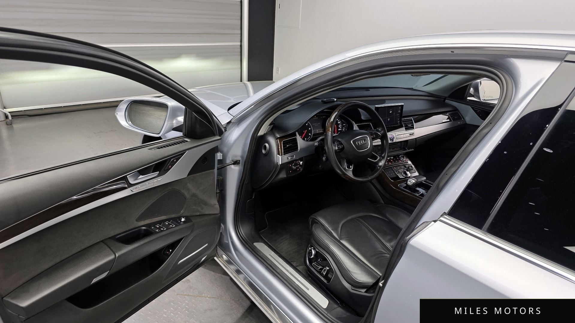 Audi A8 2015 — миниатюра 10